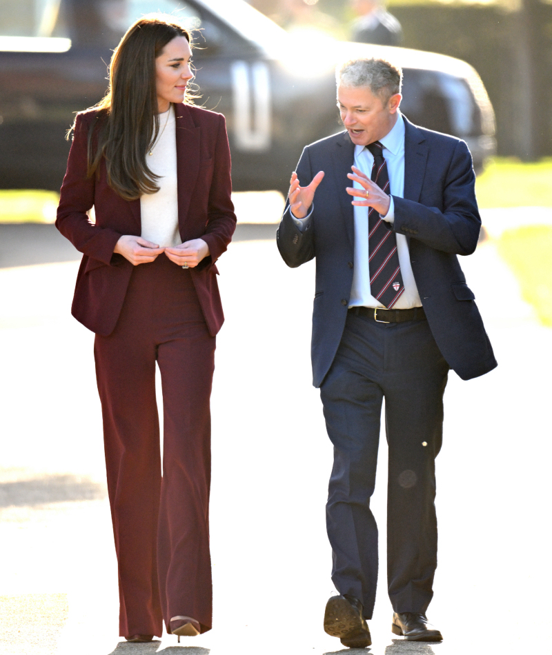 Roland Mouret Suit - January 2023 | Getty Images Photo by Karwai Tang/WireImage