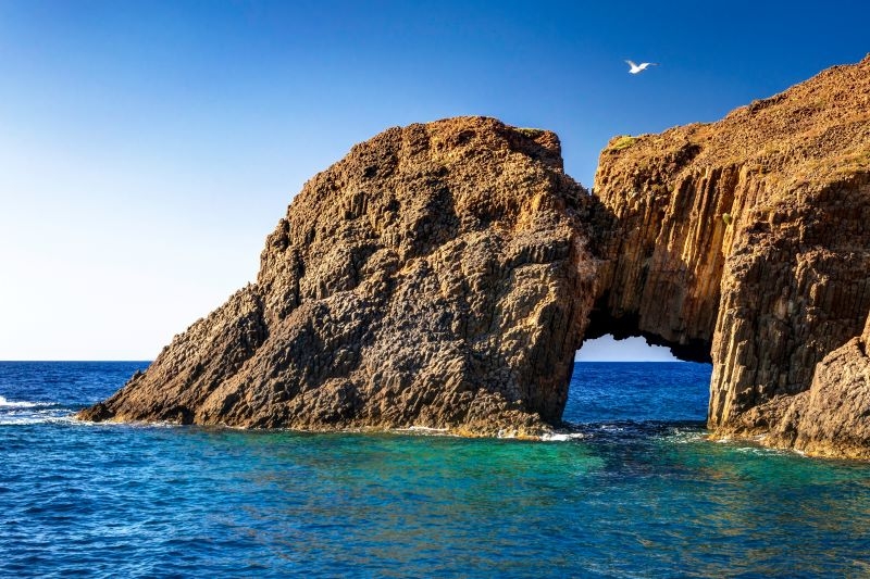 Top 5 Places to Visit in Milos, Greece | Lemonakis Antonis/Shutterstock