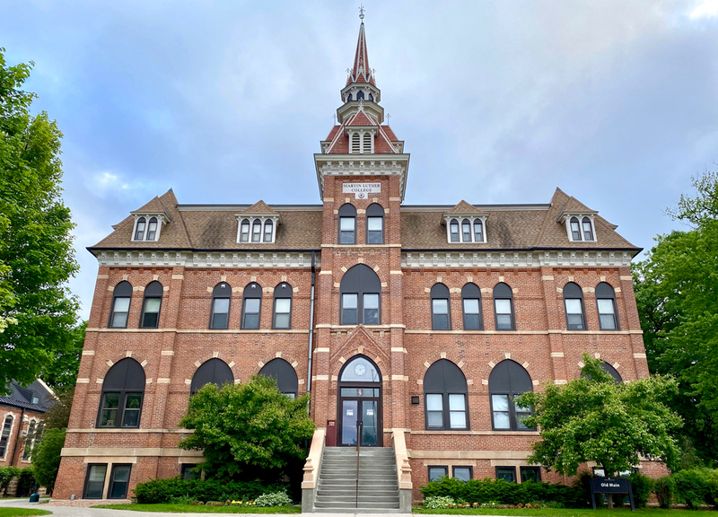 Martin Luther College | EWY Media/Shutterstock